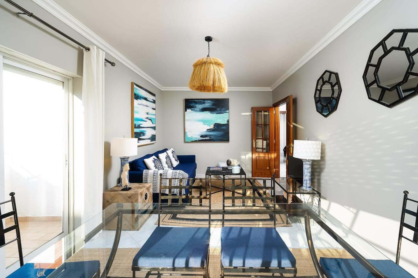 Spacious&Bright2Bedroom Apt Near Beaches,Sleeps 6 ポルティマン エクステリア 写真